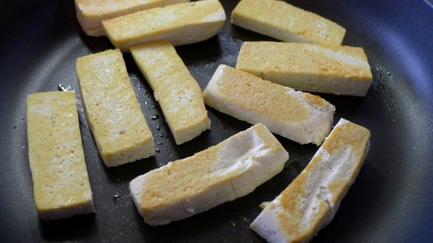 Tofu obalené v kokose so zeleninou (fotorecept) - obrázok 1