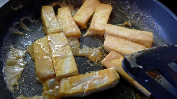 Tofu obalené v kokose so zeleninou (fotorecept) - obrázok 2
