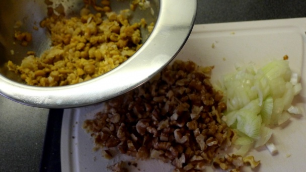 Cícerovo-orechové placky (fotorecept) - obrázok 2