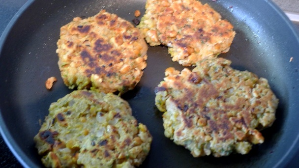 Cícerovo-orechové placky (fotorecept) - obrázok 5