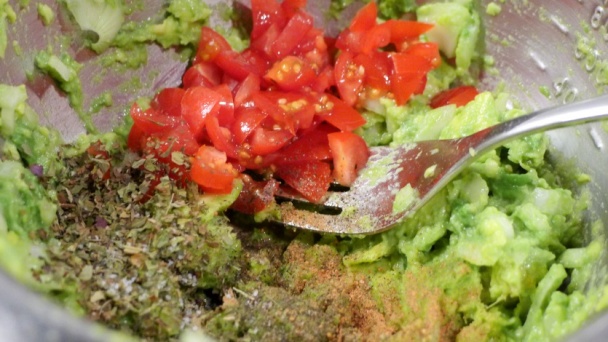 Avokádovo-paradajková nátierka (fotorecept) - obrázok 3