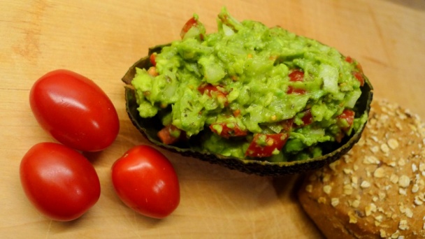 Avokádovo-paradajková nátierka (fotorecept) - obrázok 4