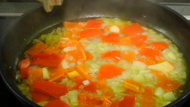 Nátierka z papriky a píniových orieškov (fotorecept) - obrázok 1