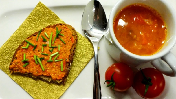 Nátierka z papriky a píniových orieškov (fotorecept) - obrázok 5