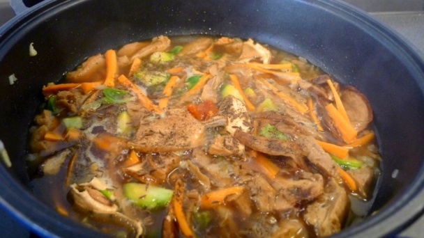 Seitan v hubovo-zeleninovej omáčke (fotorecept) - obrázok 3