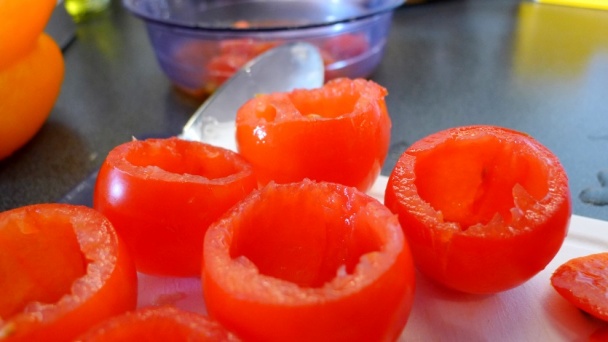 Paradajky plnené špenátom na kuskuse (fotorecept) - obrázok 5