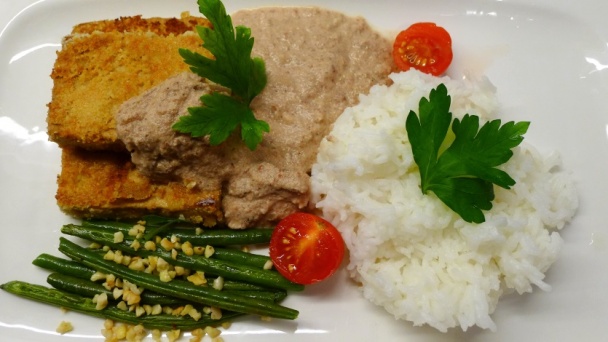 Tofu obalené v mandliach s pekanovou omáčkou (fotorecept) - obrázok 11