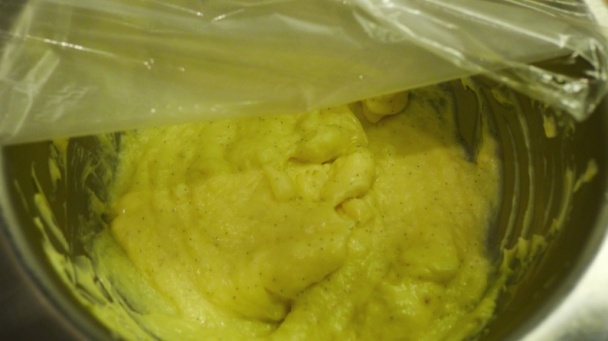 Mandľovo-medový koláč Bienenstich (fotorecept) - obrázok 14