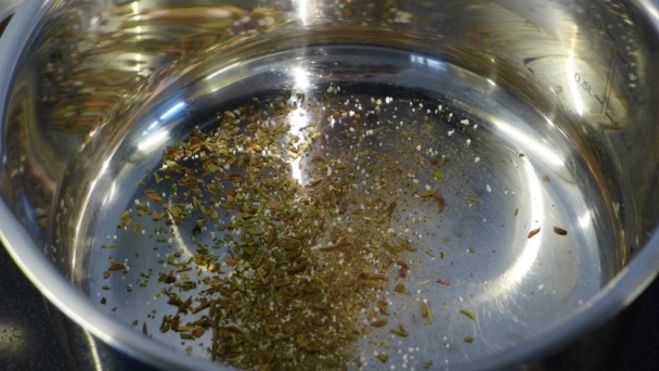 Ružičkový kel s červenou paprikou na bylinkách (fotorecept) - obrázok 1