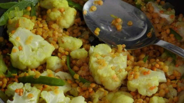 Karfiol s červenou šošovicou a sezamom (fotorecept) - obrázok 6