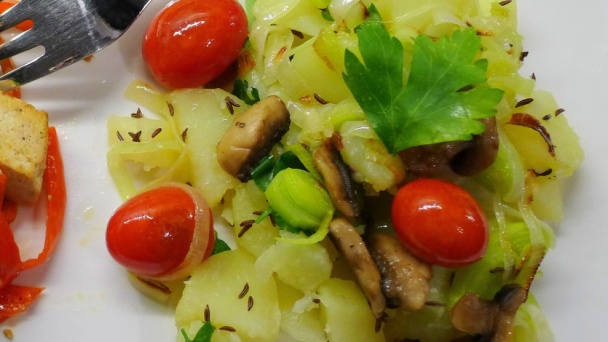 Tofu s paprikou a mladou cibuľkou (fotorecept) - obrázok 7