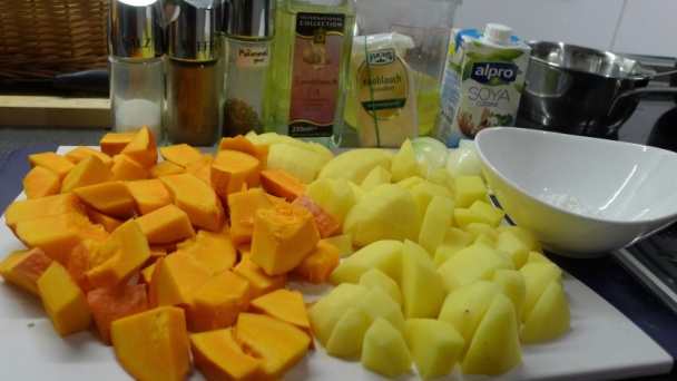 Tekvica so zemiakmi s kôprovou omáčkou (fotorecept) - obrázok 1