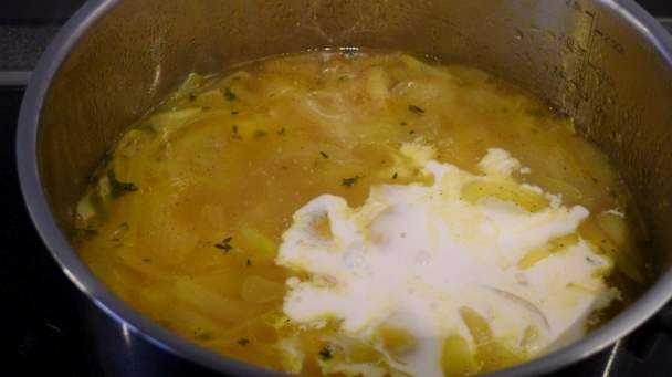 Cibuľovo-zemiaková polievka (fotorecept) - obrázok 4