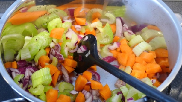 Šošovicovo-zelerová polievka (fotorecept) - obrázok 1