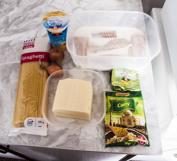 Rybie filé v karí omáčke - obrázok 1