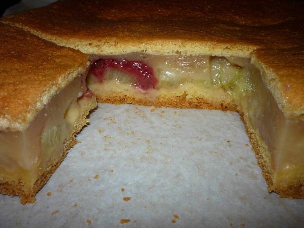 Rebarborovo - jahodový koláč - obrázok 4