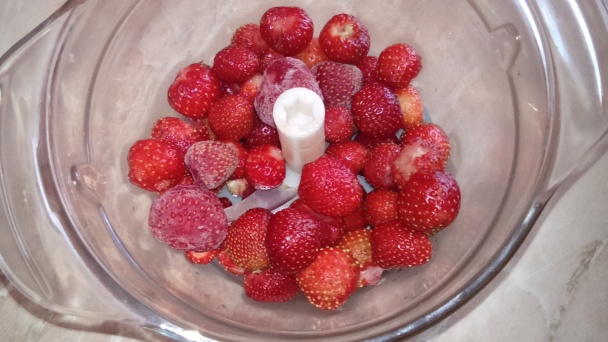 Jahodová zmrzlinová torta (fotorecept) - obrázok 1