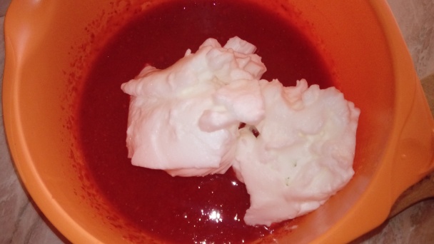 Jahodová zmrzlinová torta (fotorecept) - obrázok 8