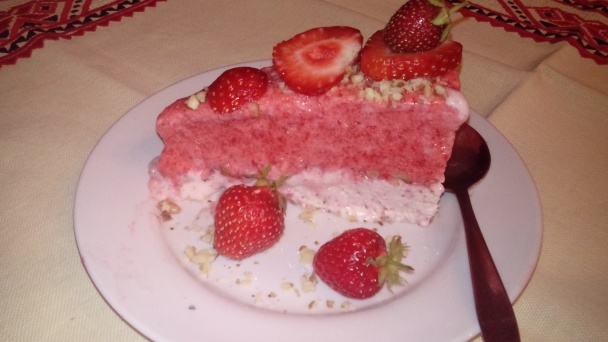Jahodová zmrzlinová torta (fotorecept) - obrázok 11