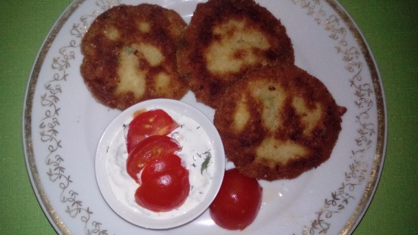 Tofu karbonátky s uhorkovým dipom - obrázok 5