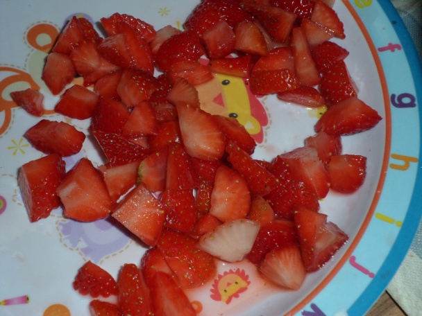Jahodová torta z obdobia pred Varechou (fotorecept) - obrázok 3