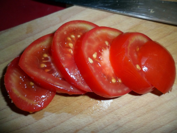 Paradajkovo - cibuľový koláč (fotorecept) - obrázok 10