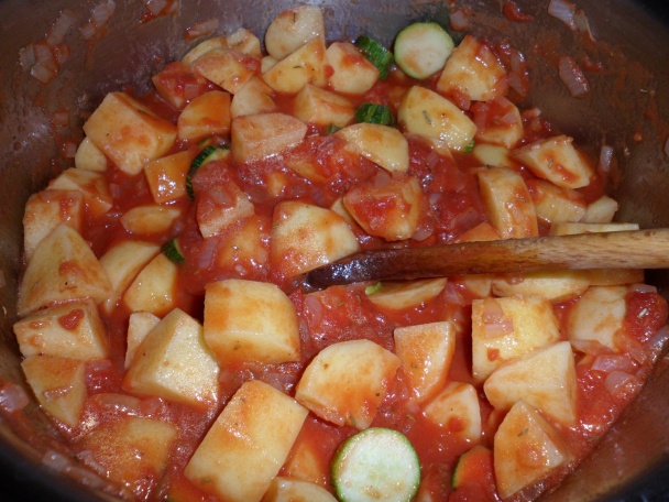 Zapekané paradajkové zemiaky (fotorecept) - obrázok 3