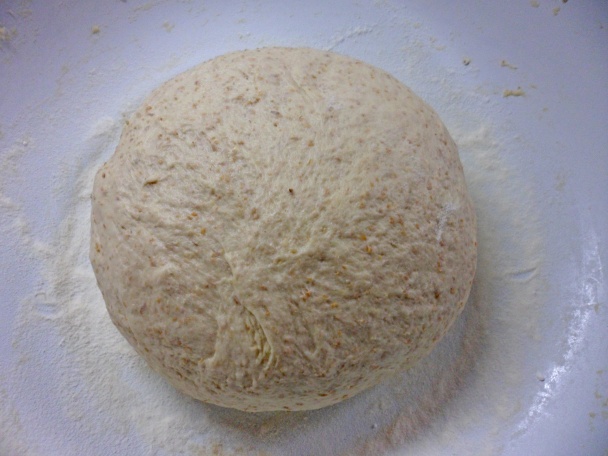 Kváskové rožky s celozrnnou múkou - obrázok 3