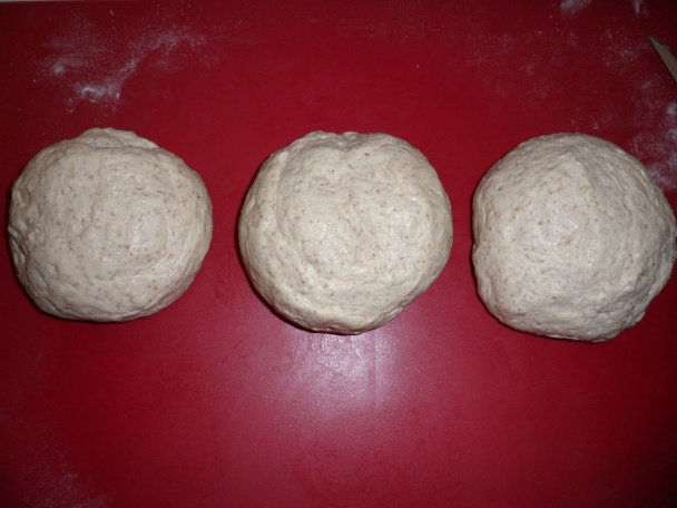 Kváskové rožky s celozrnnou múkou - obrázok 12