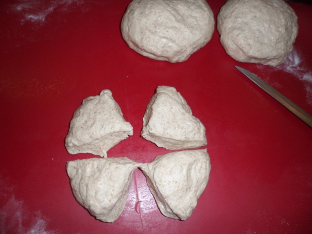 Kváskové rožky s celozrnnou múkou - obrázok 13