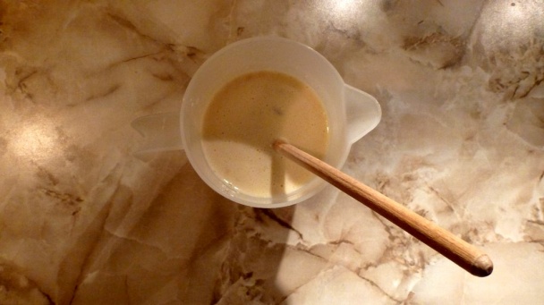 Palacinky s Nutellou, restovaným ovocím a mandľami - obrázok 2