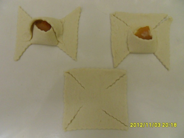 Ruže z lístkového cesta - obrázok 2