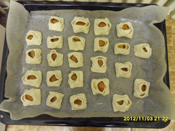 Ruže z lístkového cesta - obrázok 4