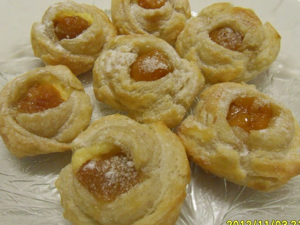 Ruže z lístkového cesta - obrázok 5