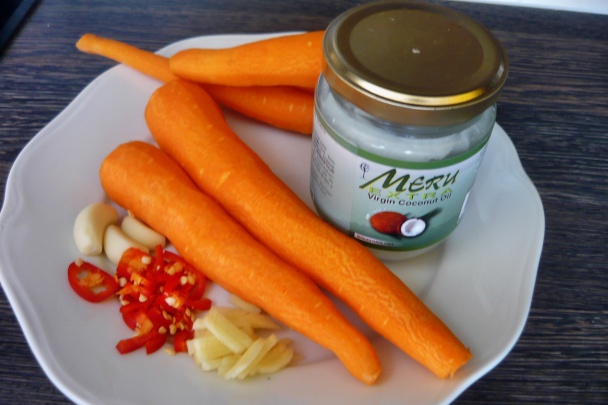 Mrkvovo-kokosová polievka s chilli - obrázok 1