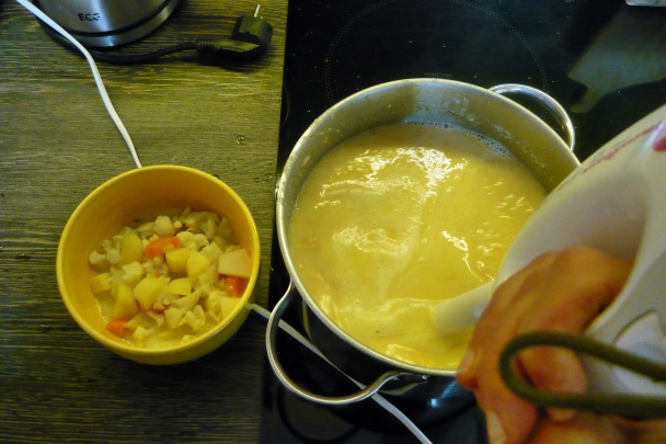 Zeleninová polievka s kokosovým mliekom (fotorecept) - obrázok 3