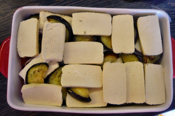 Zapečený baklažán s mozzarellou a tofu (fotorecept) - obrázok 5