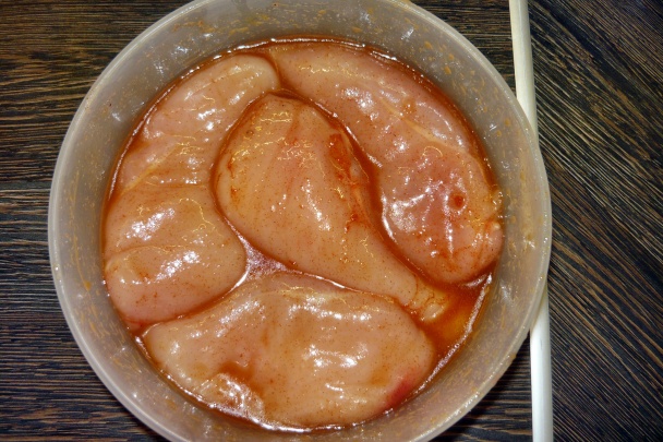 Lollo rosso  s rukolou a grilovanými kuracími prsiami (fotorecept) - obrázok 2