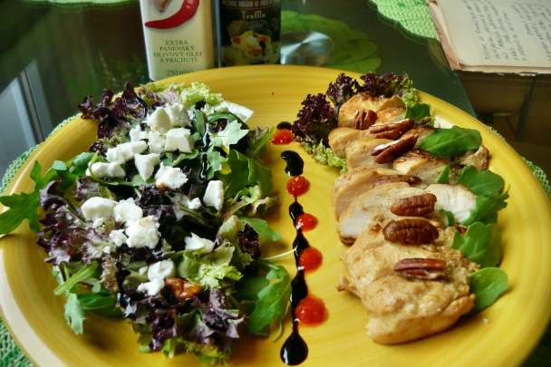 Lollo rosso  s rukolou a grilovanými kuracími prsiami (fotorecept) - obrázok 7