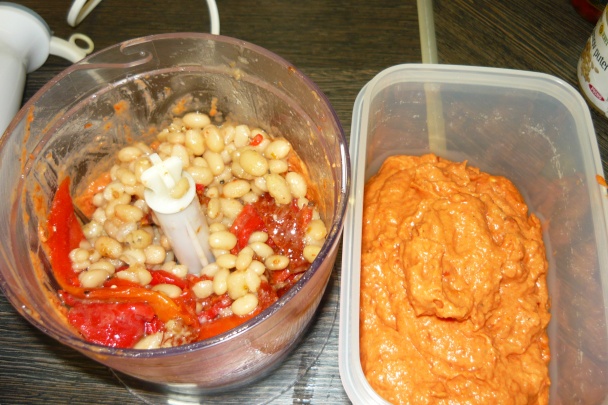 Nátierka z bielej fazule a pečenej papriky (fotorecept) - obrázok 4