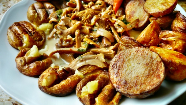 Kuriatková omáčka s pečenými zemiakmi (fotorecept) - obrázok 5