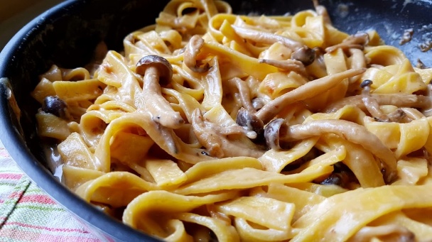Tagliatelle s hubami shimeji (fotorecept) - obrázok 2