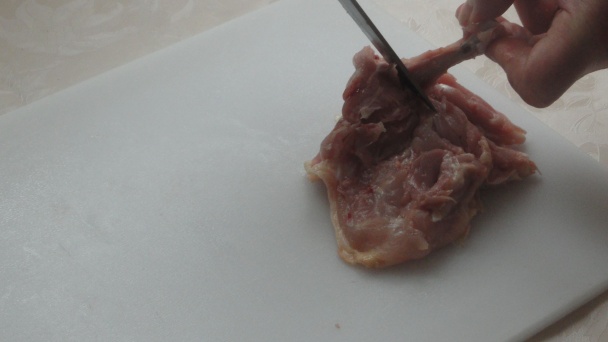 Ako vykostiť kuracie stehno (fotorecept) - obrázok 5