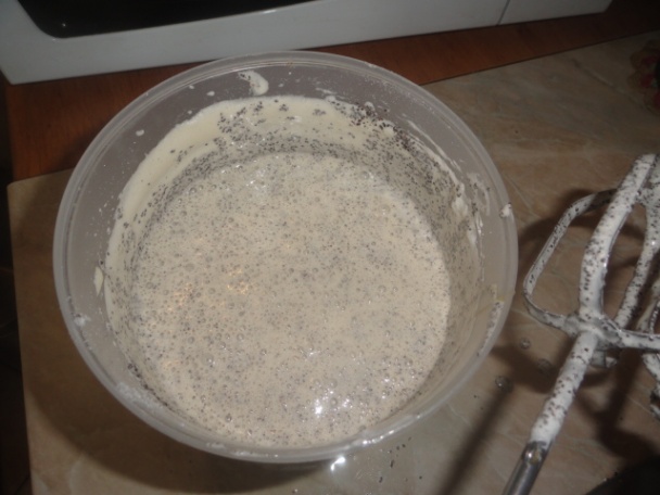 Makový koláč s vanilkovým krémom (fotorecept) - obrázok 1