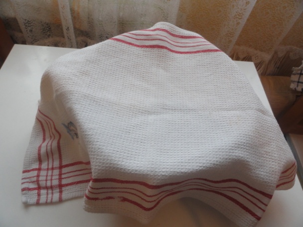Dusené hovädzie mäso s lečom a kysnuté parené knedle (fotorecept) - obrázok 9