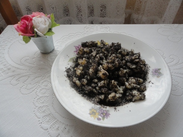 Falošný fazuľový guláš s haluškami - nokerlami (fotorecept) - obrázok 8