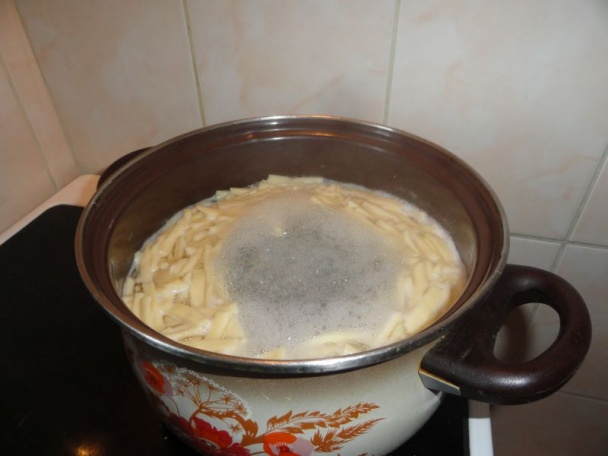 Fazuľová polievka s údeným mäsom (fotorecept) - obrázok 8