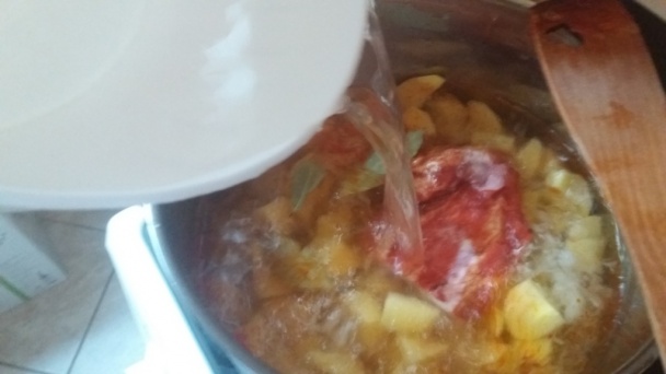 Kapustnica s parenými buchtami (fotorecept) - obrázok 5