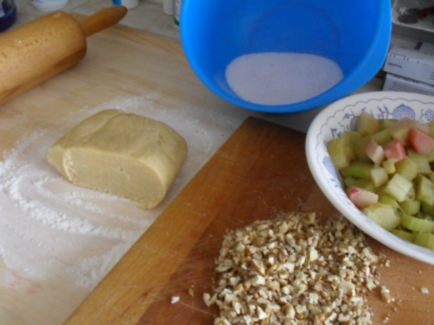 Rebarborový koláč (fotorecept) - obrázok 2