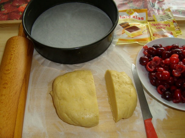 Pudingový mrežovník s čerešňami (fotorecept) - obrázok 1